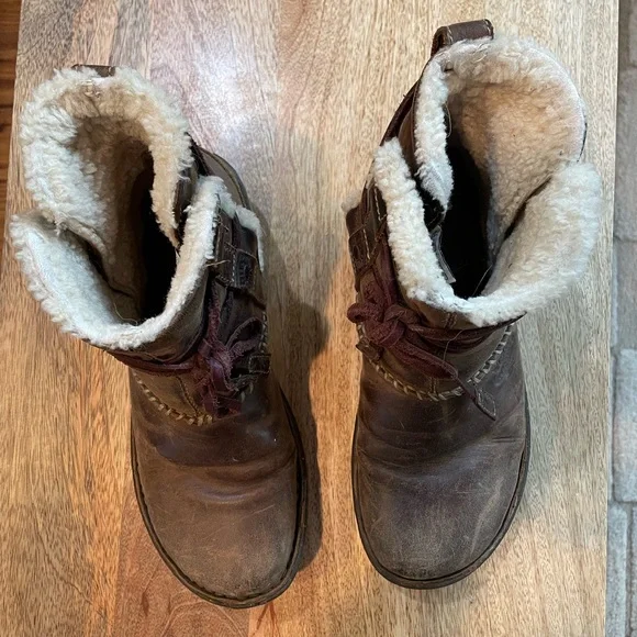 Ugg boots - Picture 1 of 6